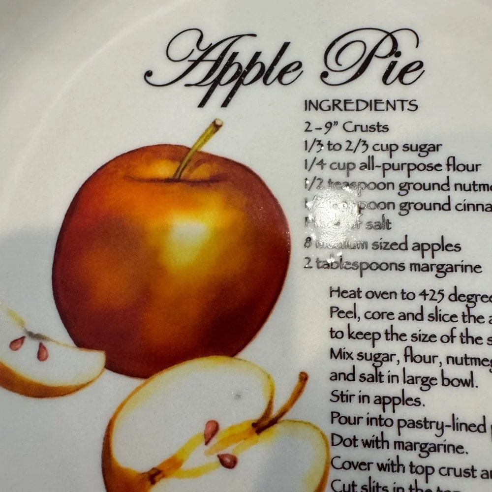 Pier 1 Imports Apple Pie Stoneware Baking Dish – Recipe Printed – NWT